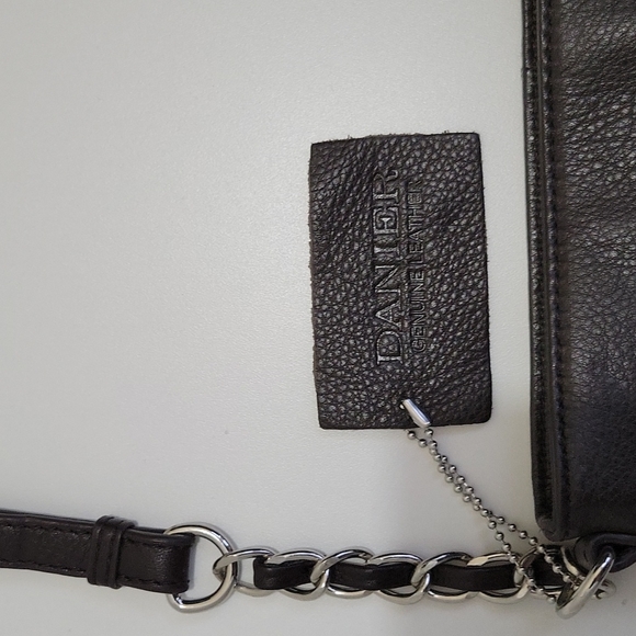 Leather Cross Body Bag (Like NEW!) - Picture 4 of 9